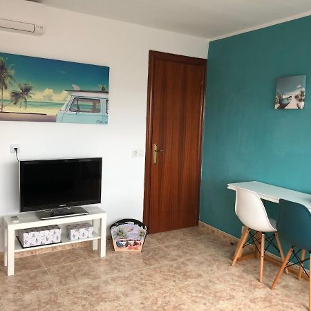 Beta'S Place - Apartamento Primera Linea De Playa Бланес Экстерьер фото